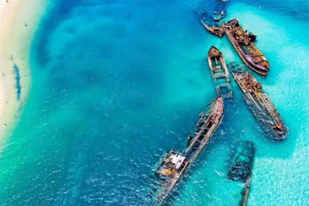 Moreton Island Villas And Apartments タンガルーマ エクステリア 写真